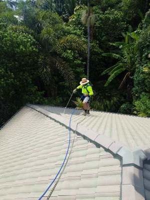 Roof Painting Cairns